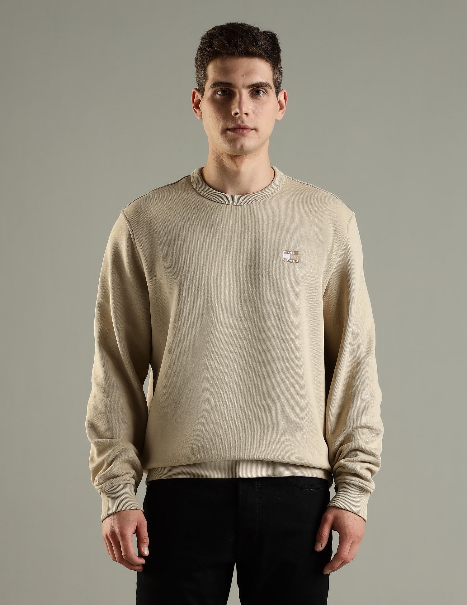Tommy Hilfiger Solid Regular Fit Cotton Sweatshirt