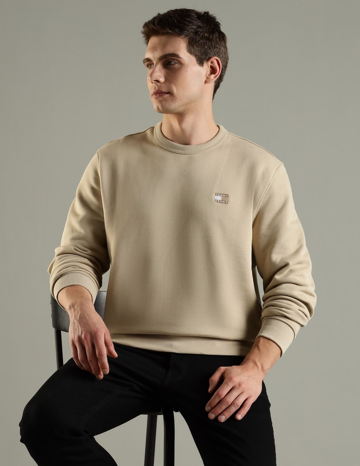 Tommy Hilfiger Solid Regular Fit Cotton Sweatshirt