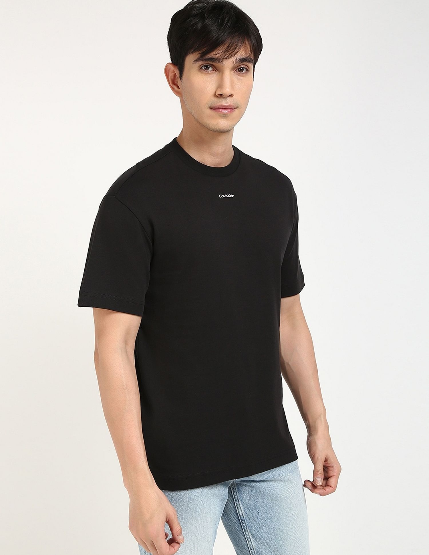Calvin Klein Jeans Mens Regular Fit Solid T-Shirt