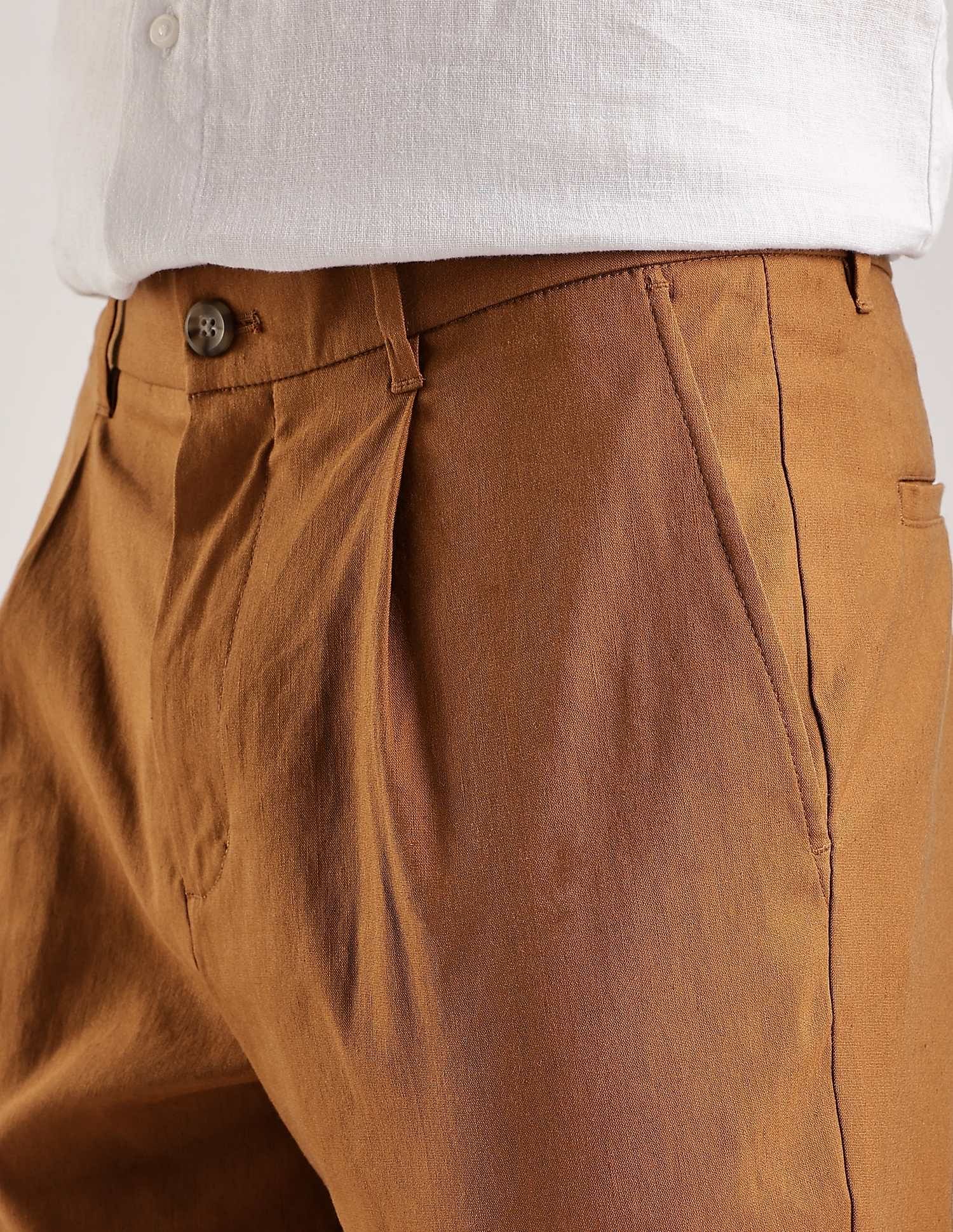 Calvin Klein Jeans Tapered-Fit Solid Mid Rise Trouser
