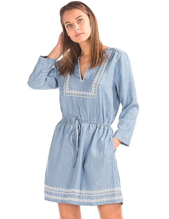Gap embroidered dress discount