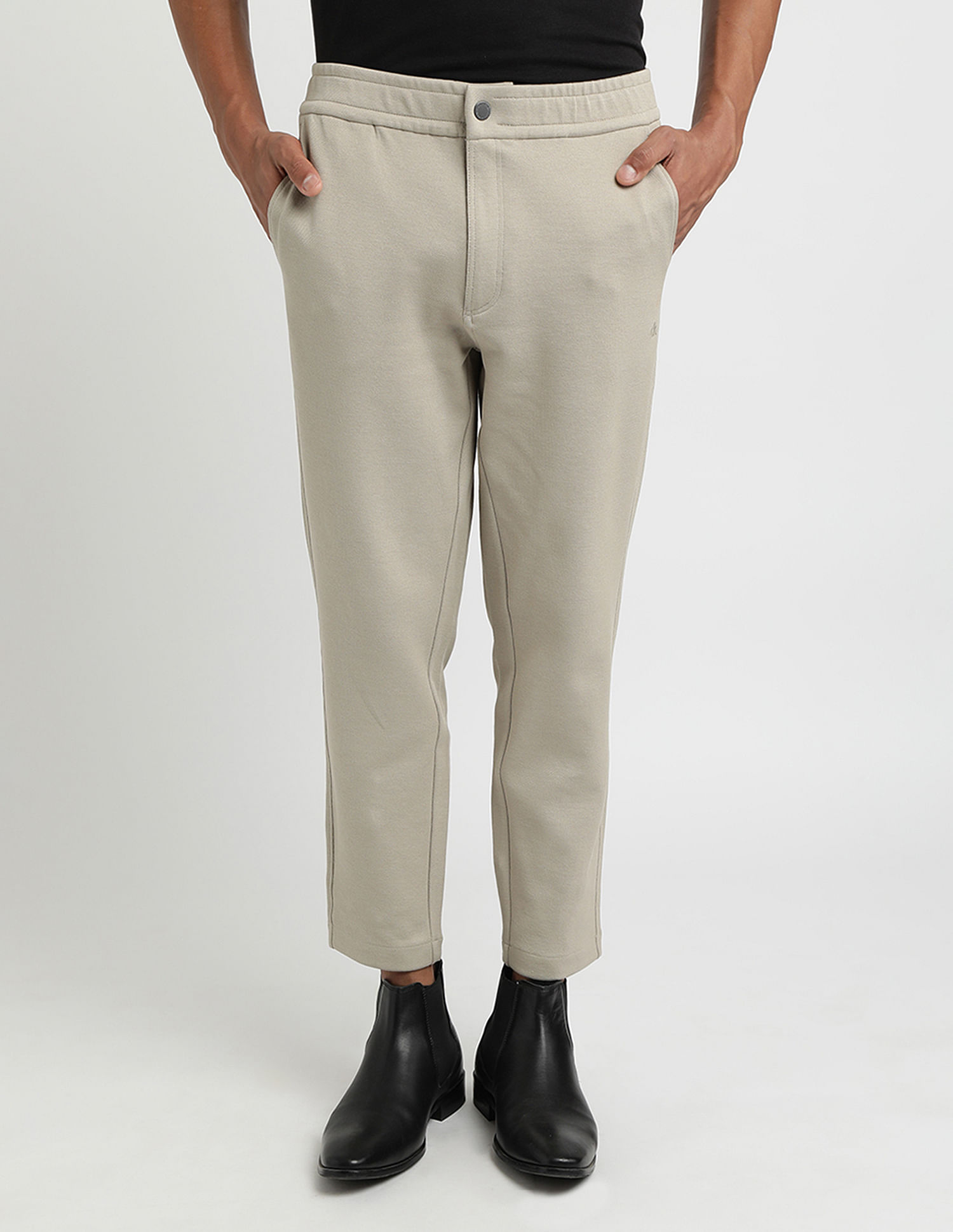 Calvin Klein Jeans Comfort Fit Solid Track Pant