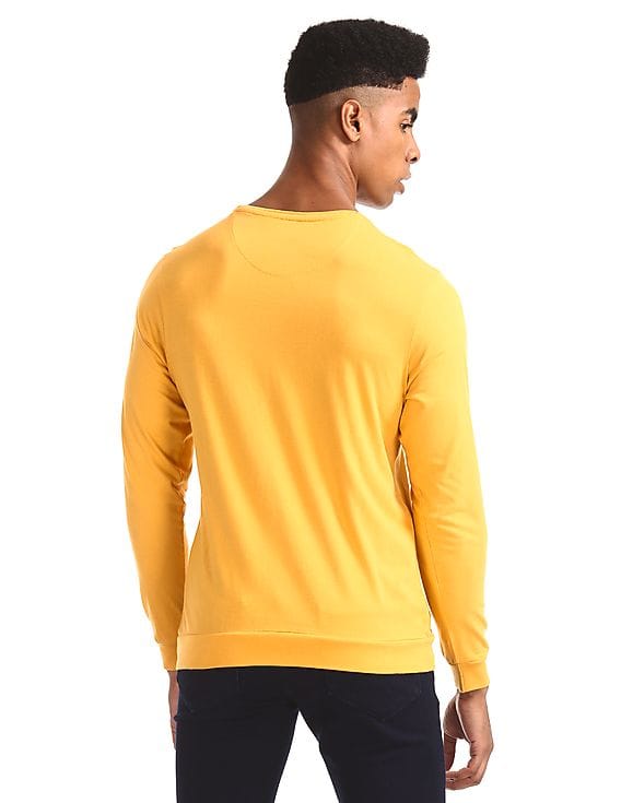 Men Yellow Ribbed Hem Graphic T-Shirt 