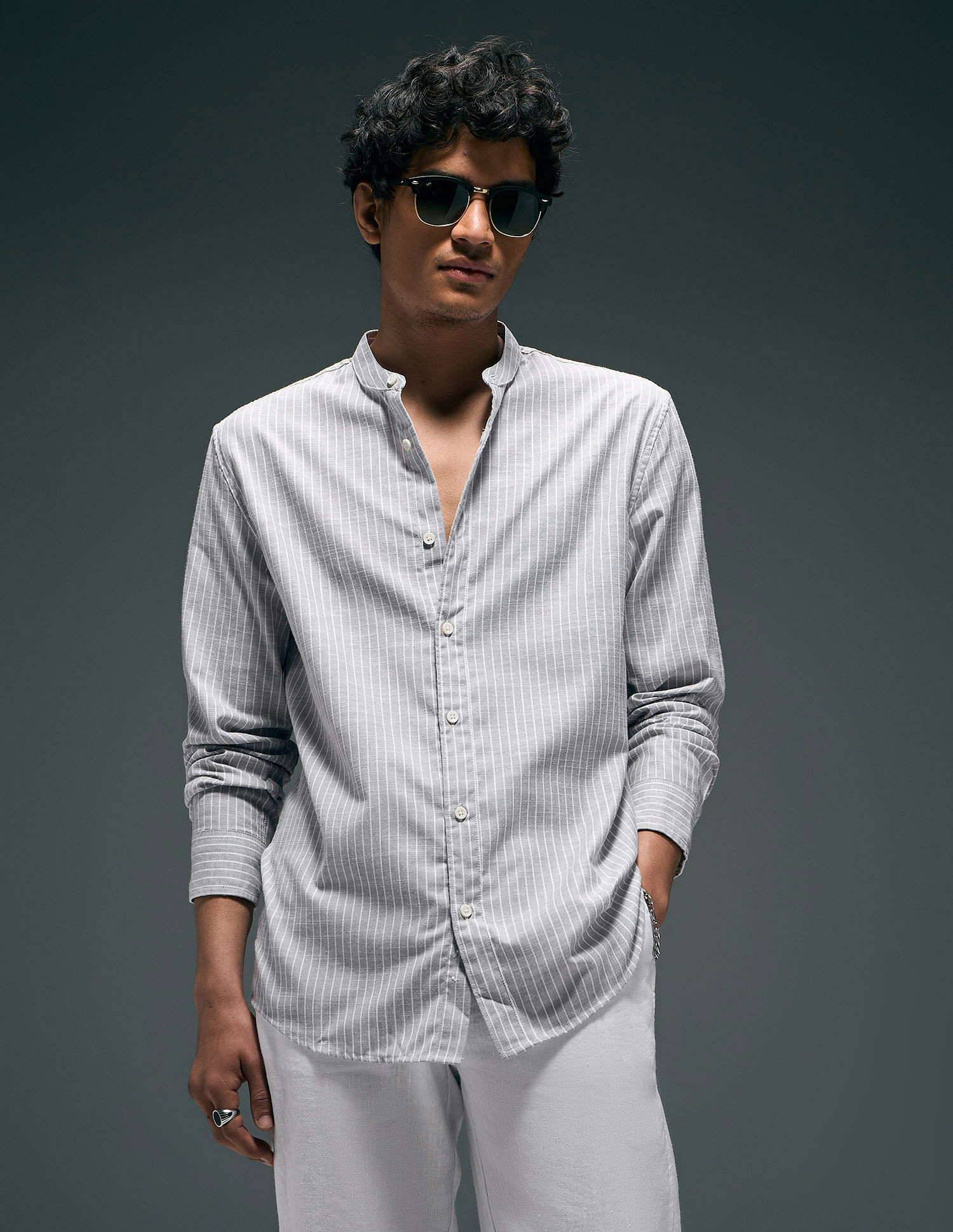 Flying Machine Vertical Striped Regular Fit Shirt