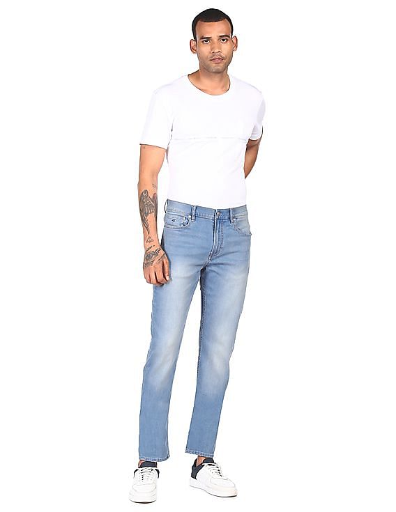 Calvin Klein Men Blue Mid Rise Stone Wash Jeans