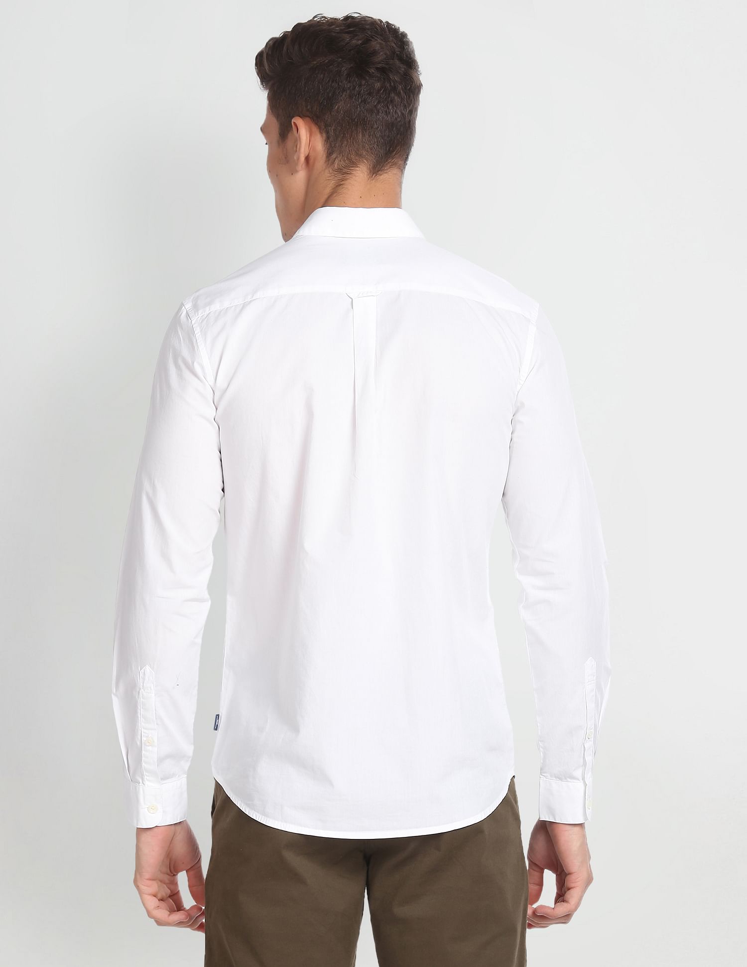 Flying Machine Solid Spread Collar Casual Shirt