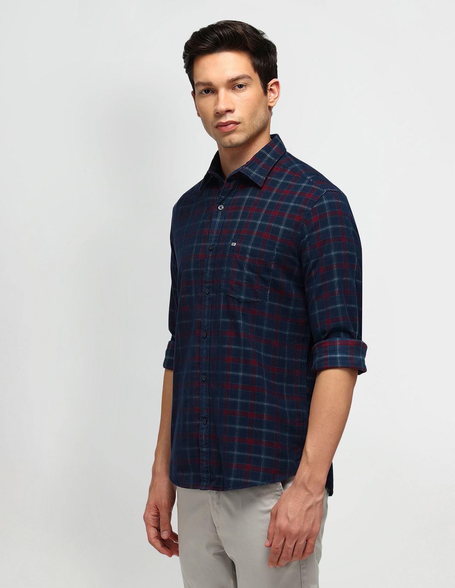 Arrow Sport Slim Fit Lightweight Corduroy Shirt