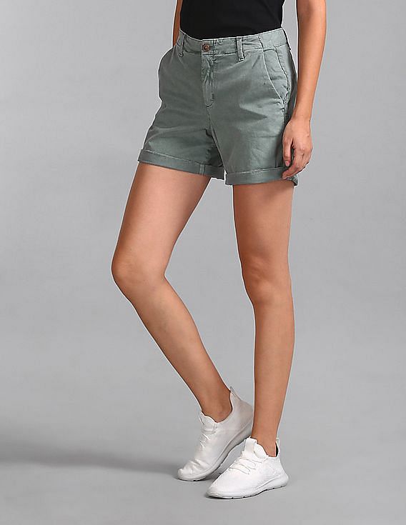 Buy GAP Women Green Mid Rise Girlfriend Chino Shorts - NNNOW.com