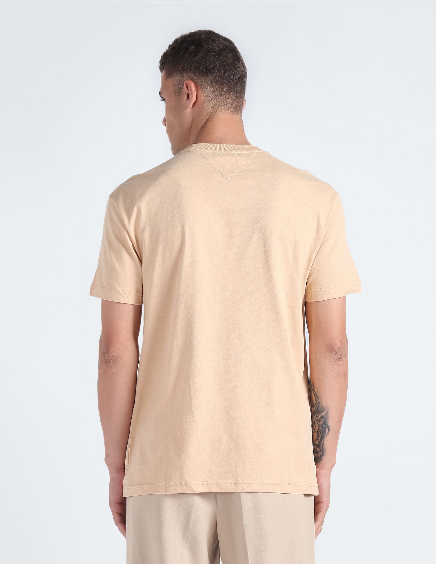 Tommy Hilfiger Classic Fit Signature Logo T-Shirt