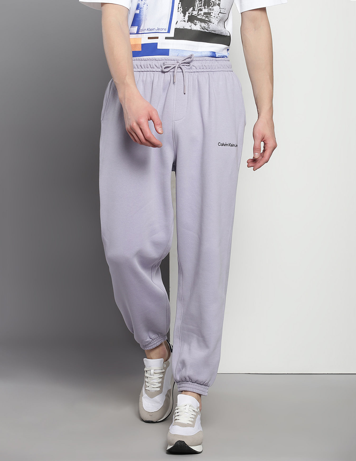 Calvin Klein Mid Rise Solid Joggers