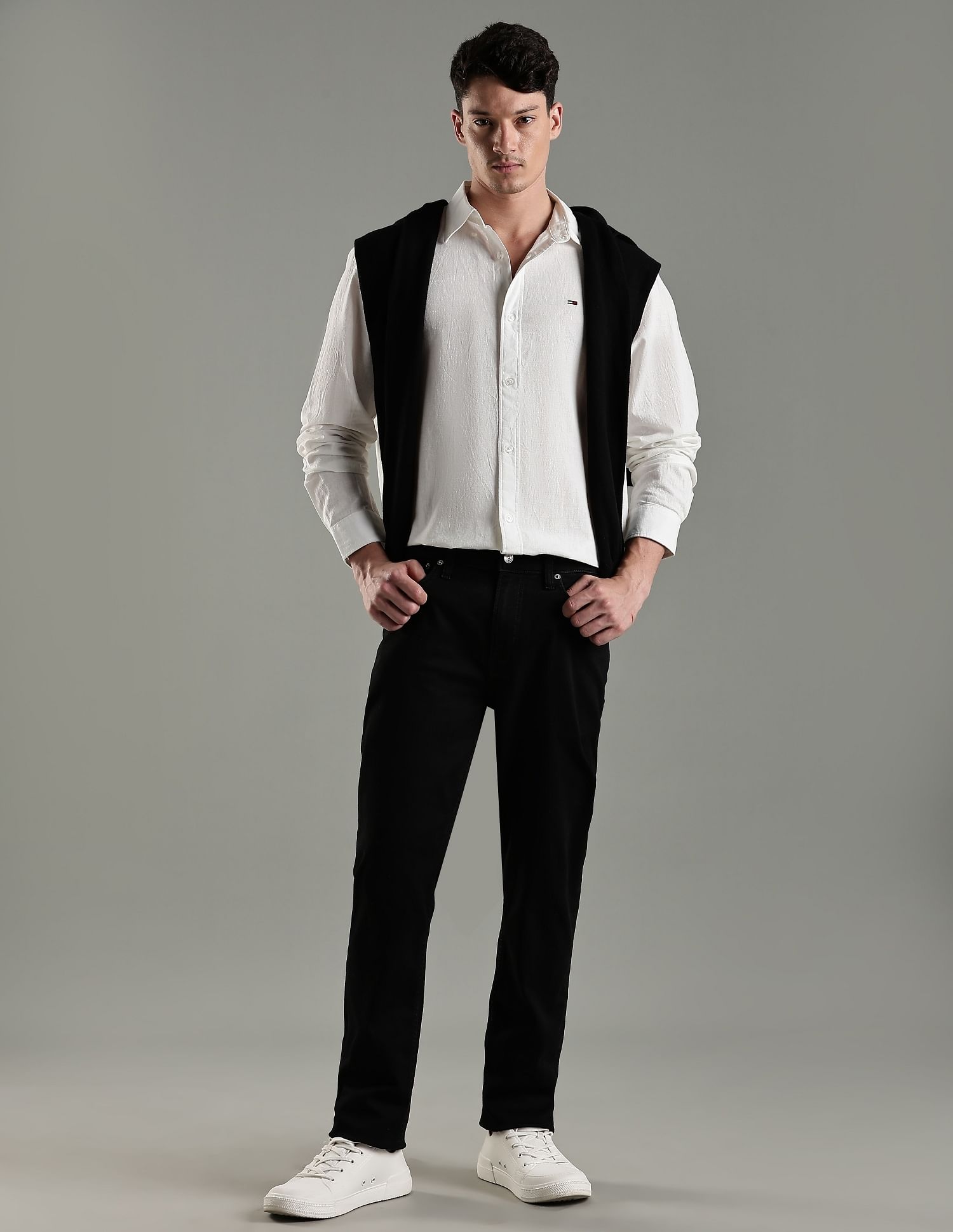 Tommy Hilfiger Solid Regular Fit Cotton Shirt