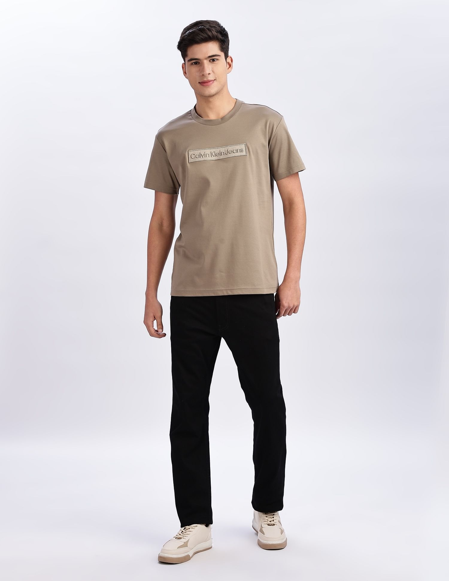 Calvin Klein Jeans Logo Regular Fit Cotton T-Shirt