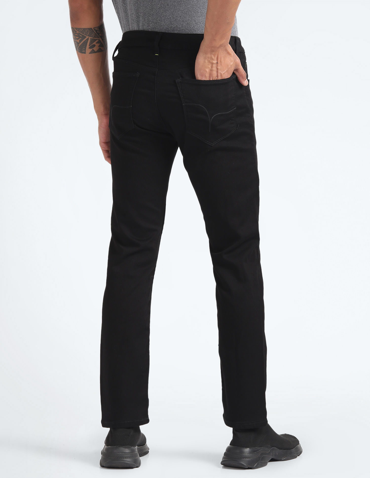 Flying Machine Mid Rise Michael Slim Tapered Jeans