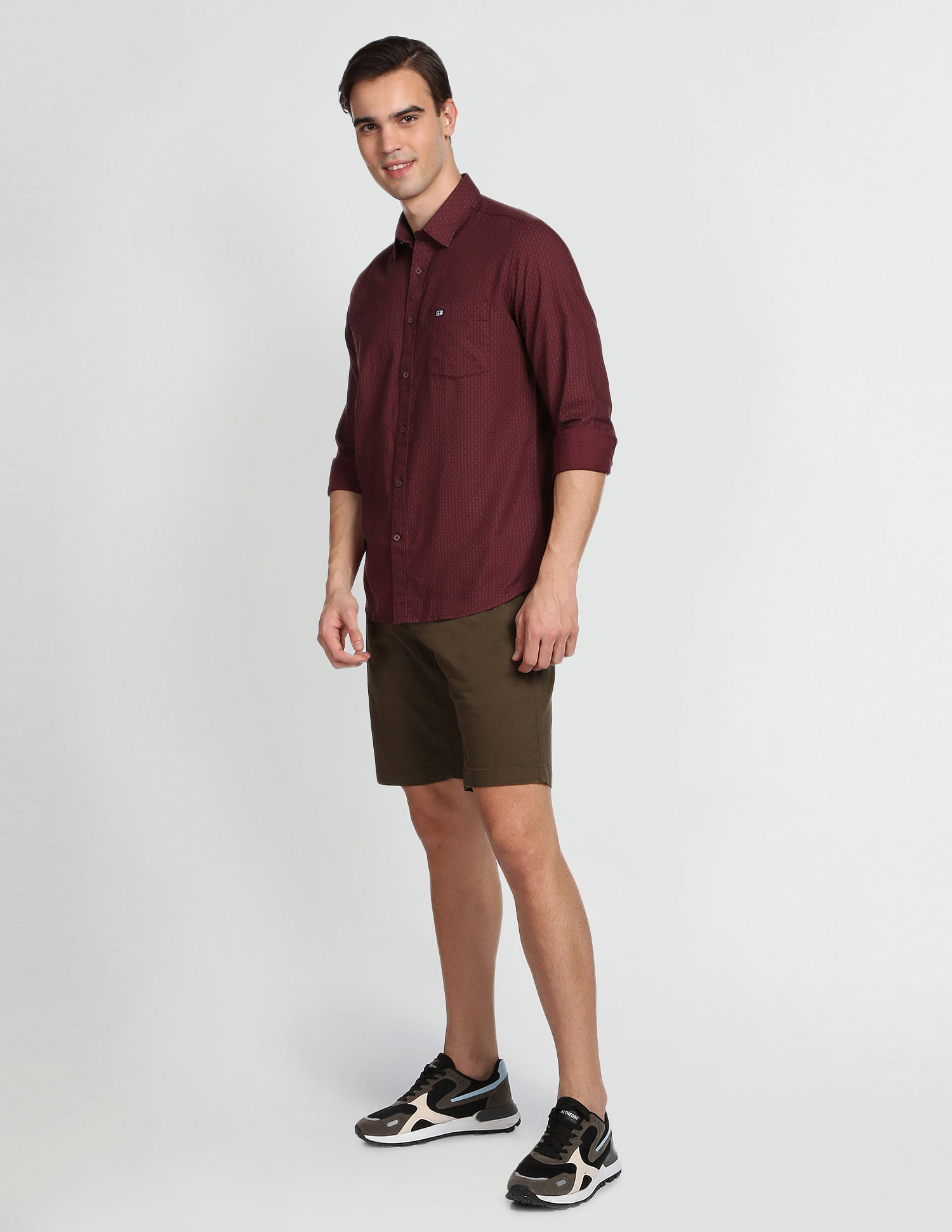 Arrow Sports Geometric Print Slim Fit Casual Shirt