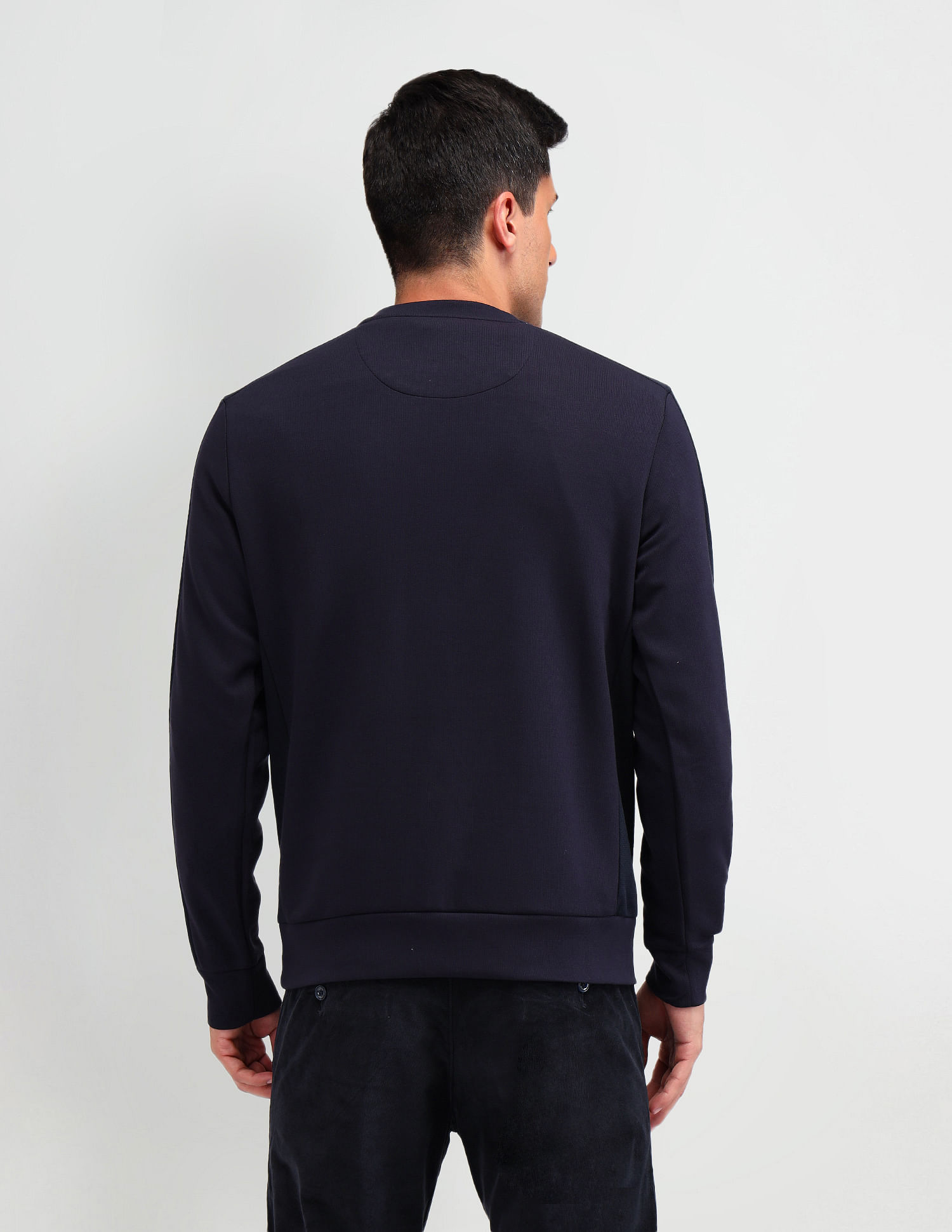 Arrow Solid Regular Fit Sweatshirt