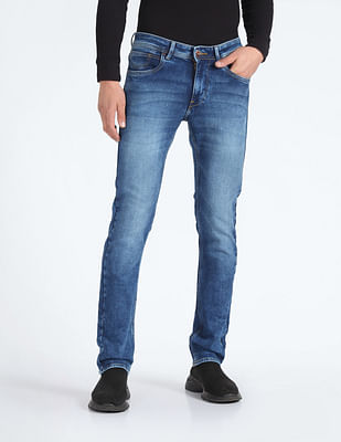 Flying Machine Michael Slim Tapered Fit Mid Rise Jeans