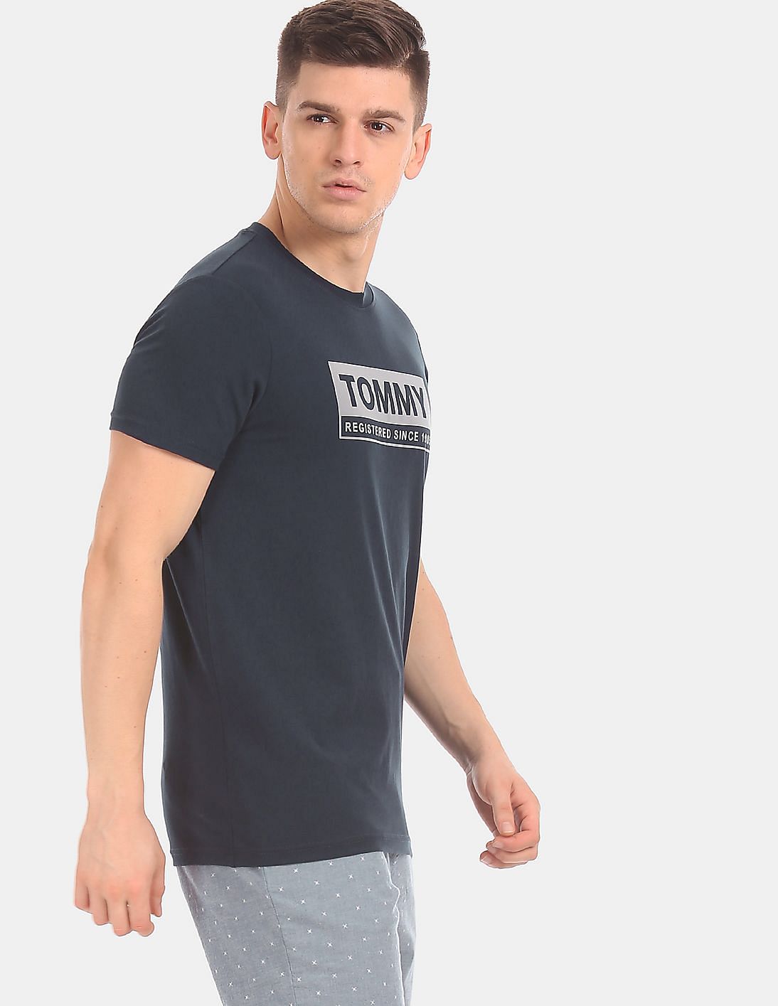 tommy men tshirts