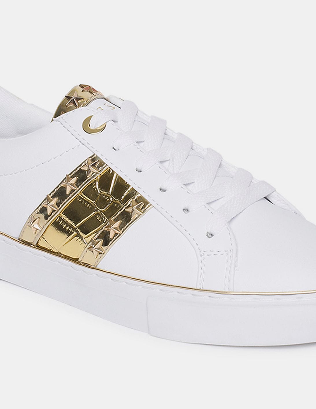 guess metallic sneakers