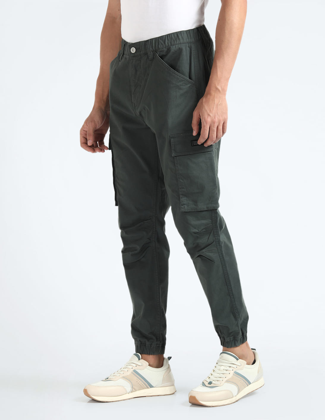 Buy Flying Machine Mid Rise Slim Fit Cargo Pants - NNNOW.com