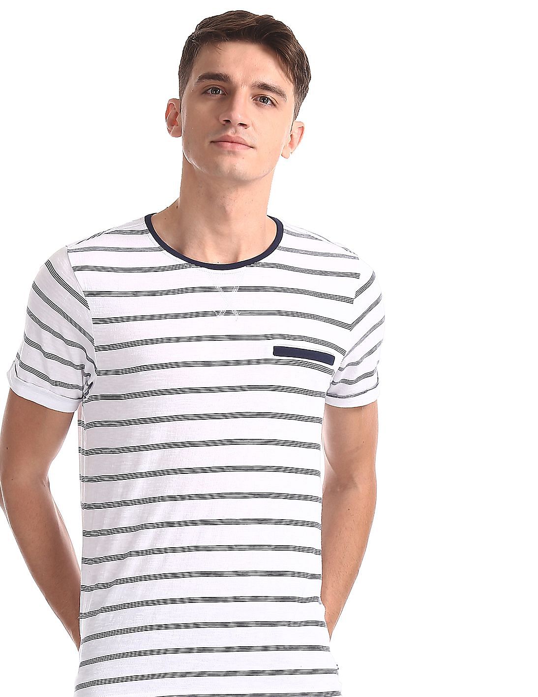 men white crew neck t shirt