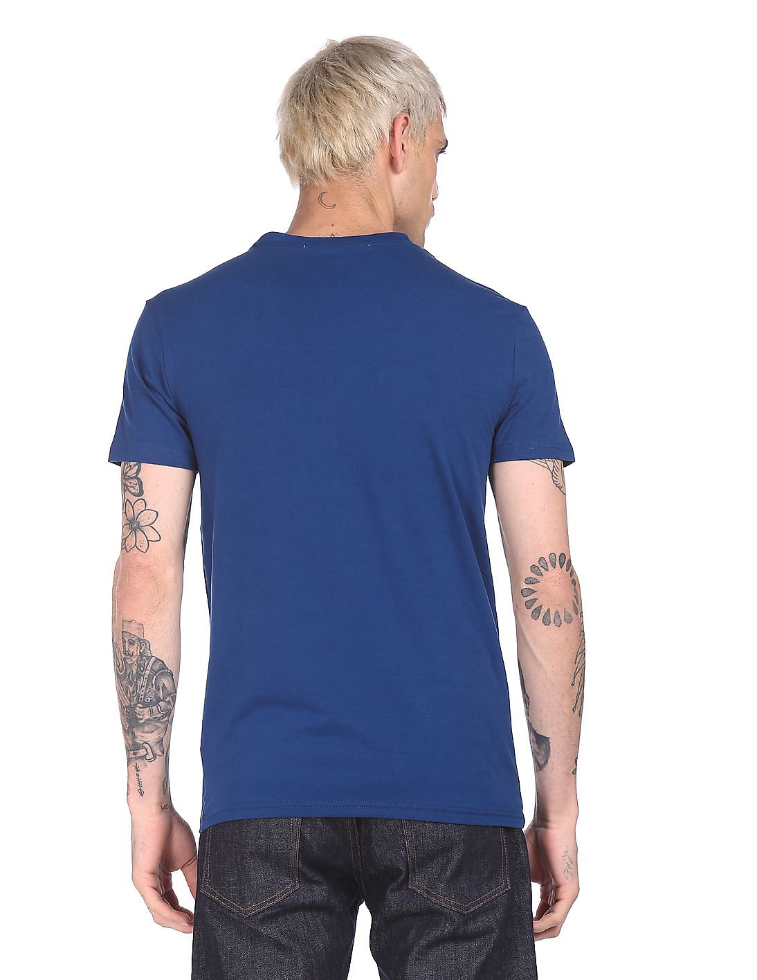 Buy Calvin Klein Men Blue Crew Neck Brand Print T-Shirt - NNNOW.com