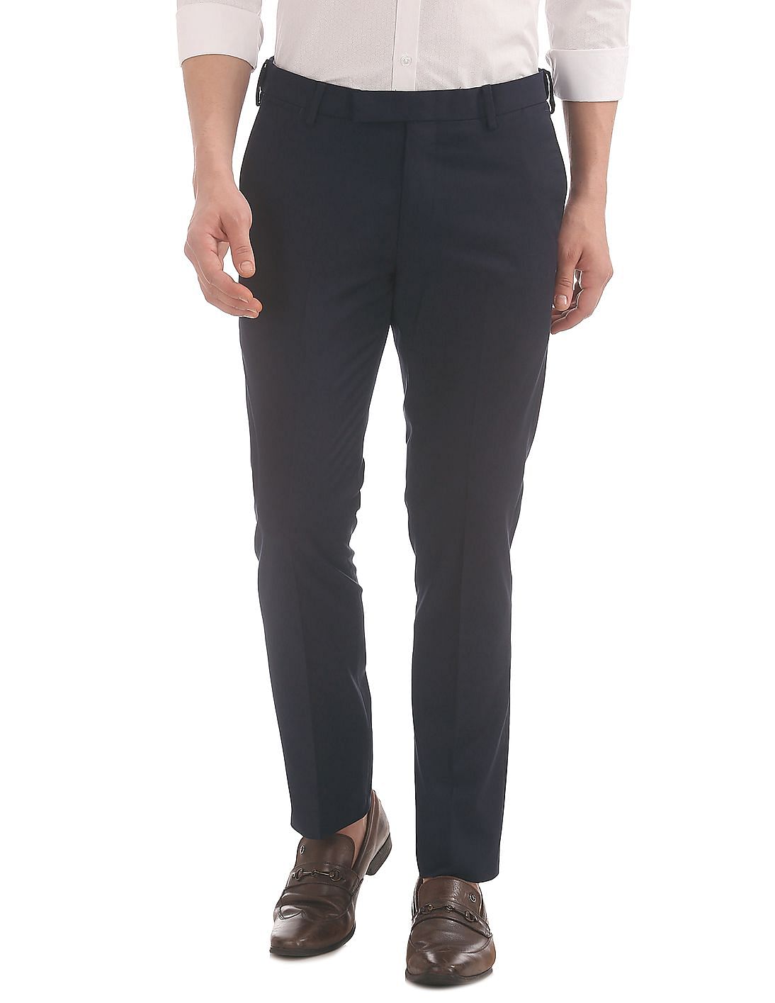 Expanding waist trousers for all day comfort and style
