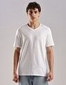 Calvin Klein Jeans Regular-Fit Solid Cotton T-Shirt