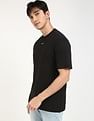 Calvin Klein Jeans Mens Regular Fit Solid T-Shirt