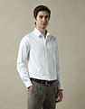 Arrow Textured Tailored Fit 1851 Shirt