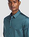 Calvin Klein Men Teal Slim Fit Satin Stretch Solid Casual Shirt
